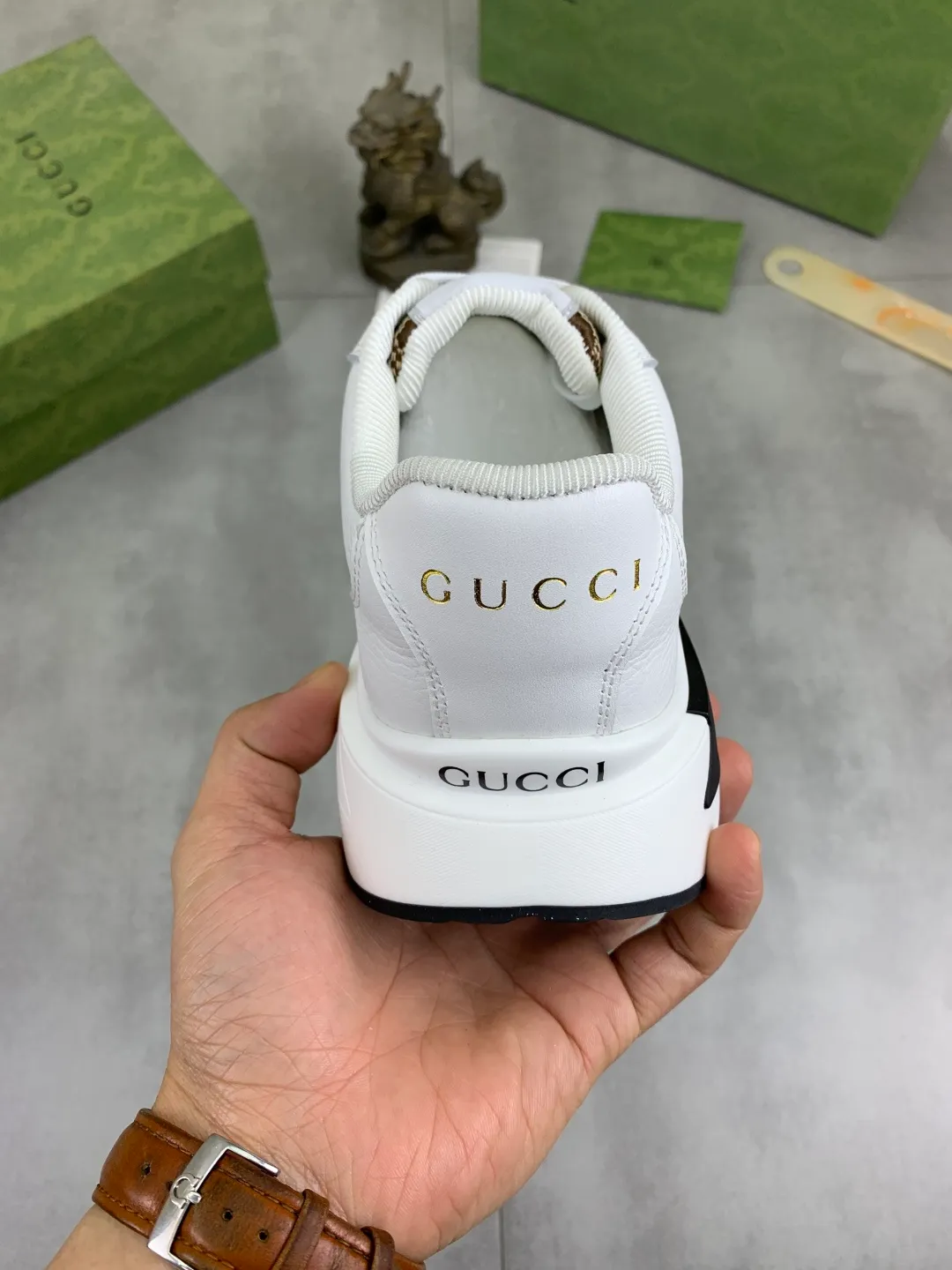 Men's shoes 💰P460💰【New model】🆘 The latest model from Gucci official website🎁Classic casual and fashionable men's shoes👟Best model💥The style is simple and elegant, exclusive for trendy men. Unique official website latest brand elements👑Gucci original decoration, fashionable and generous, the fabric is made of original soft calfskin➕Comfortable soft pigskin lining ✅Wear-resistant rubber outsole specified on the official website_Full of elasticity, the classic model taken at the counter 🎬Color: 3️⃣colors available😍Number of codes: 38-44 (45 46 customized)